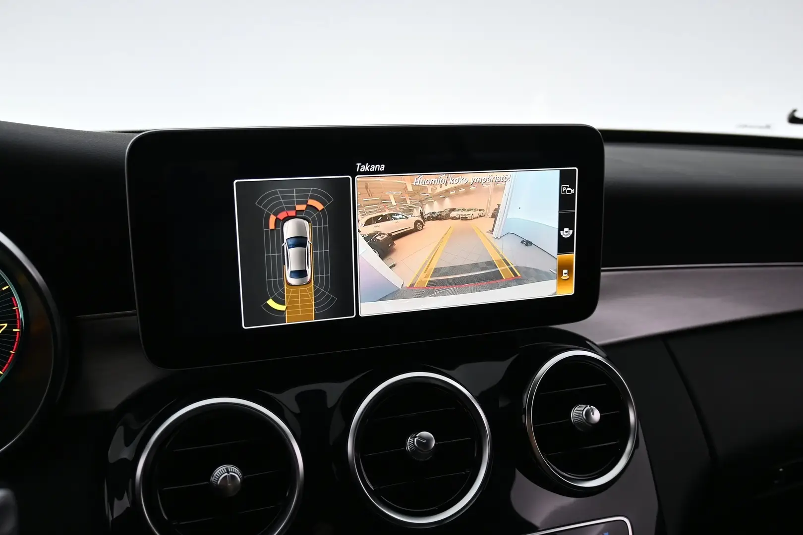 Car Image - 7dceaJsq79MJ0r9req540j