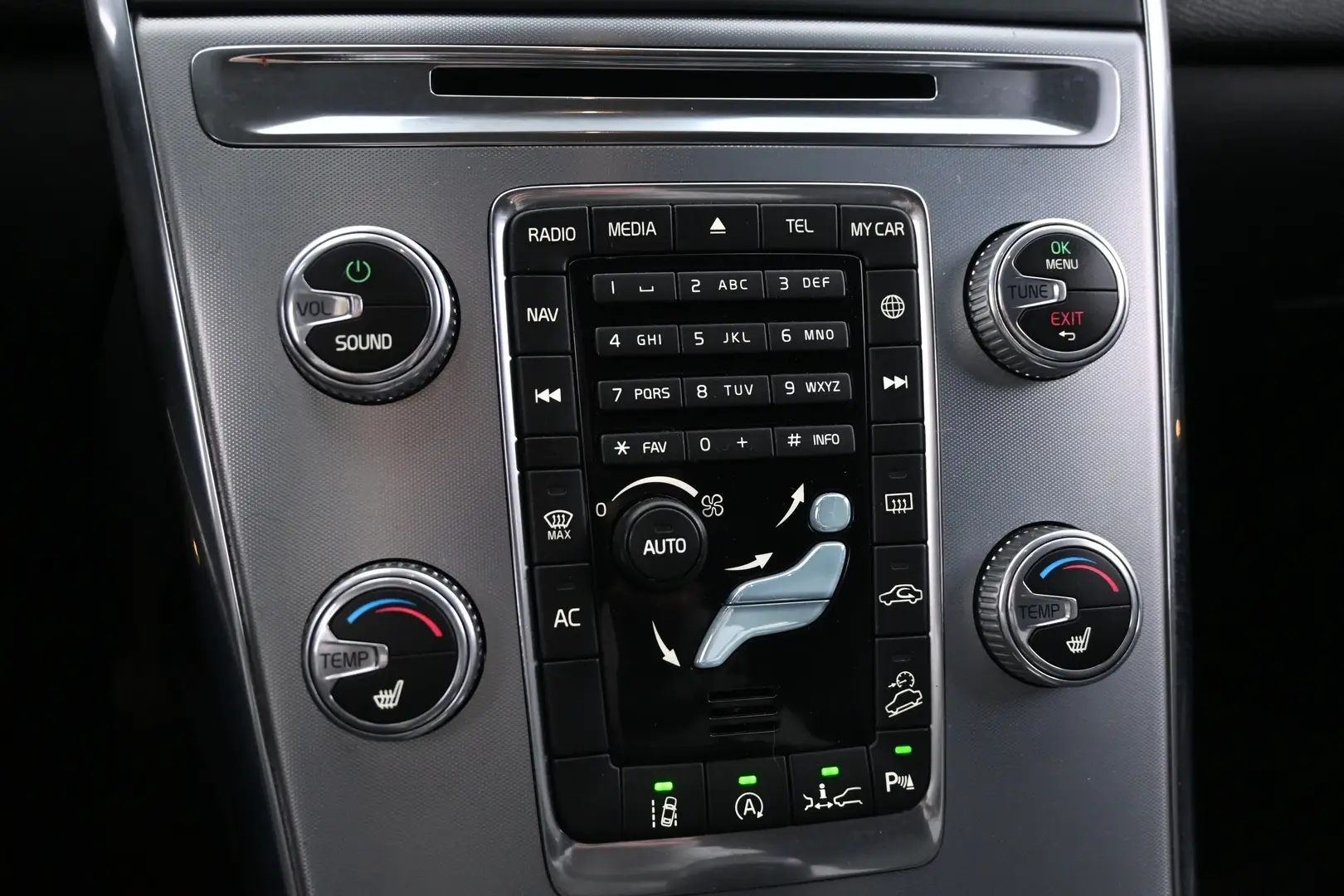Car Image - 45fTbKPT6vs7YL6sogLMlN