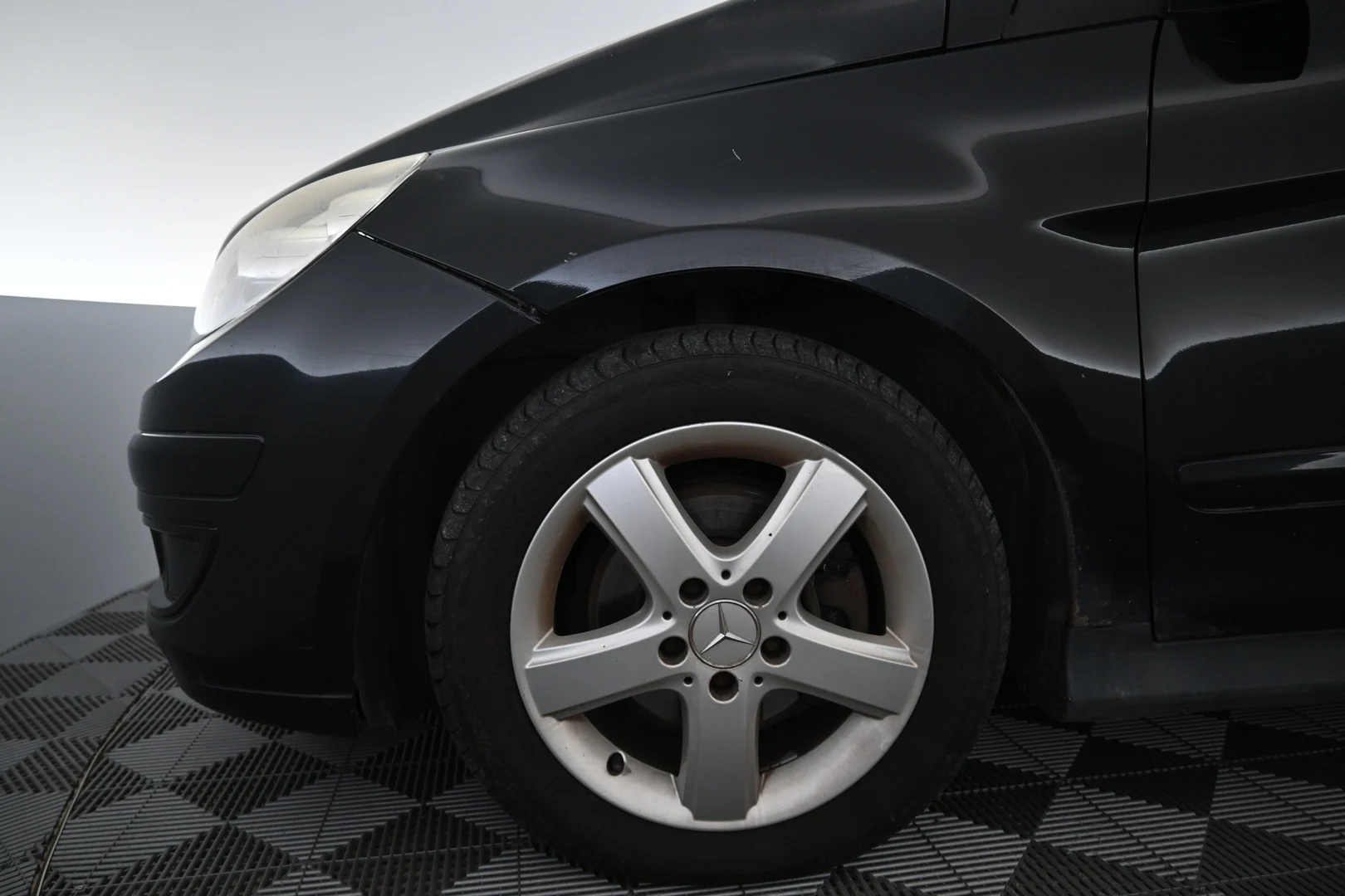 Car Image - 4RtncZOc1TPkBM4gDeyrJ9