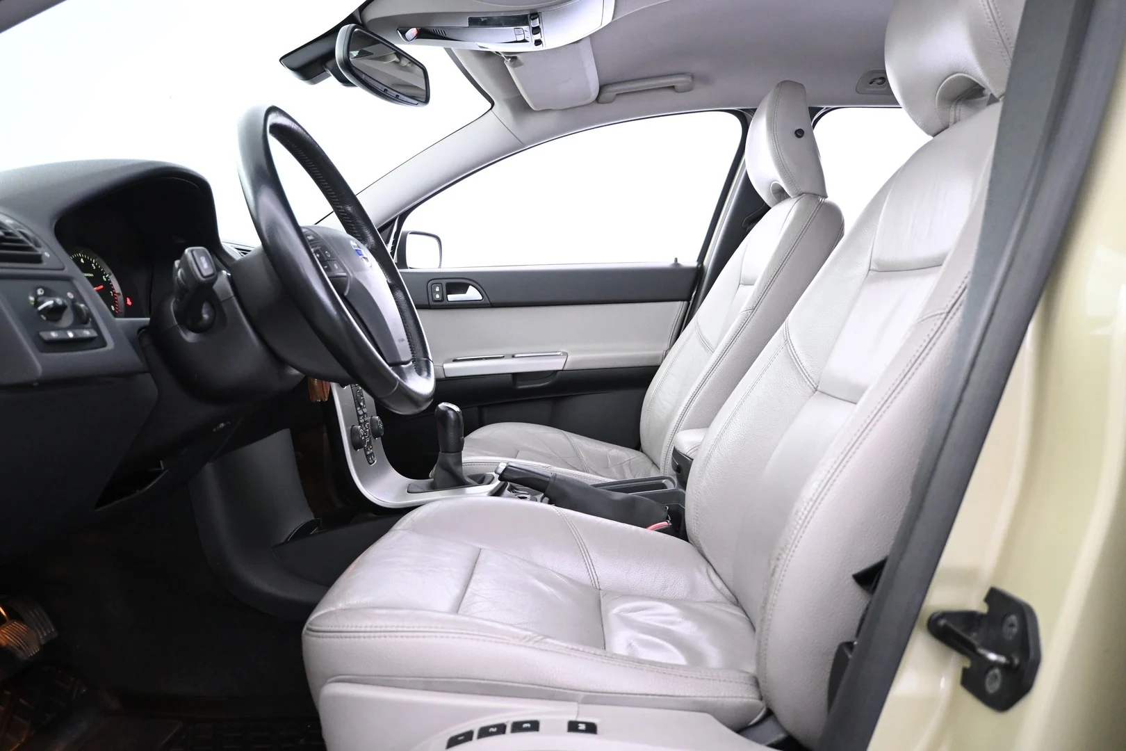 Car Image - 4XeBd3MZKvU4qCJoa7rbgr