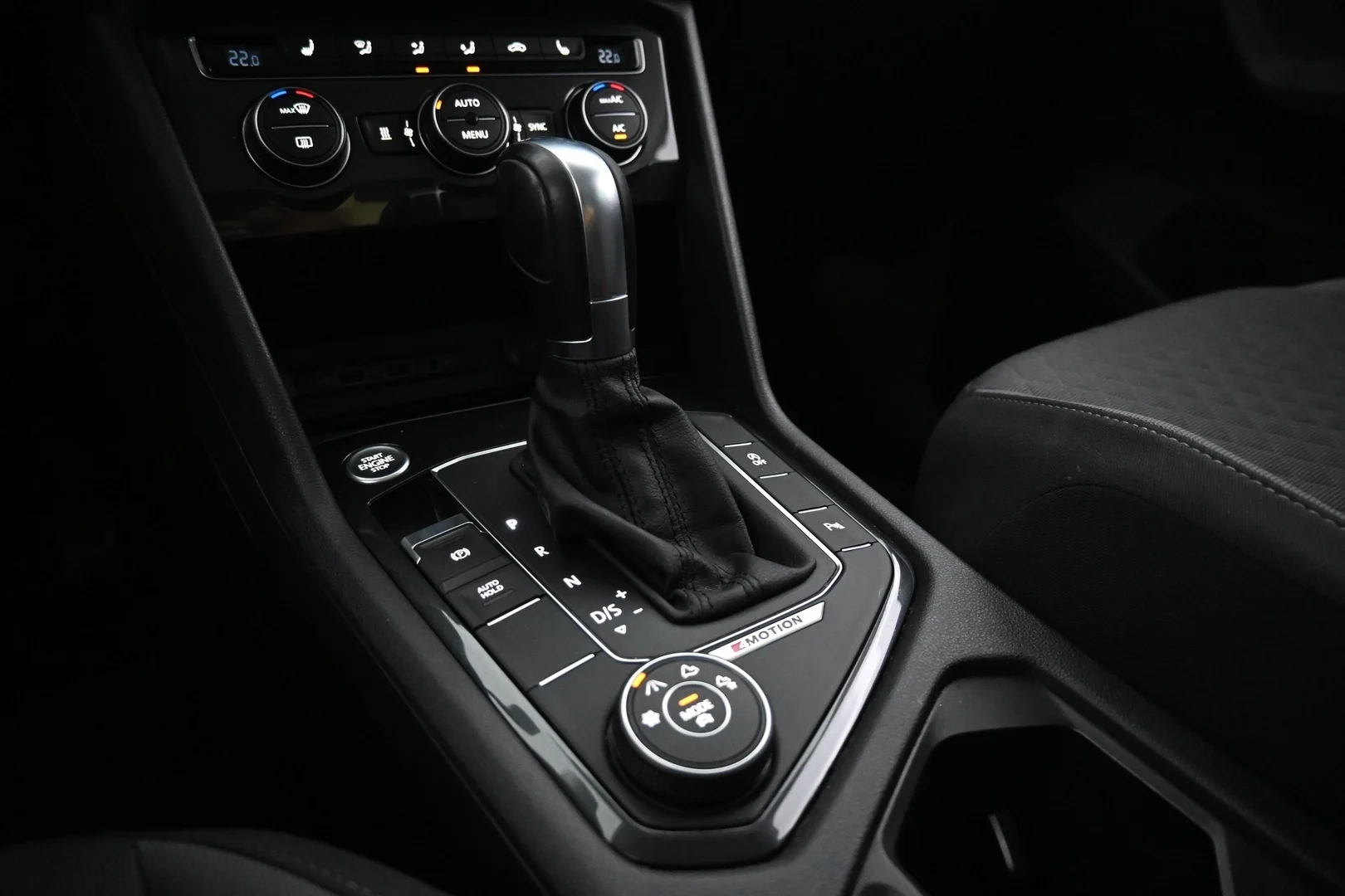 Car Image - 4CIMHLIKtVAs2B7JkNzL0f