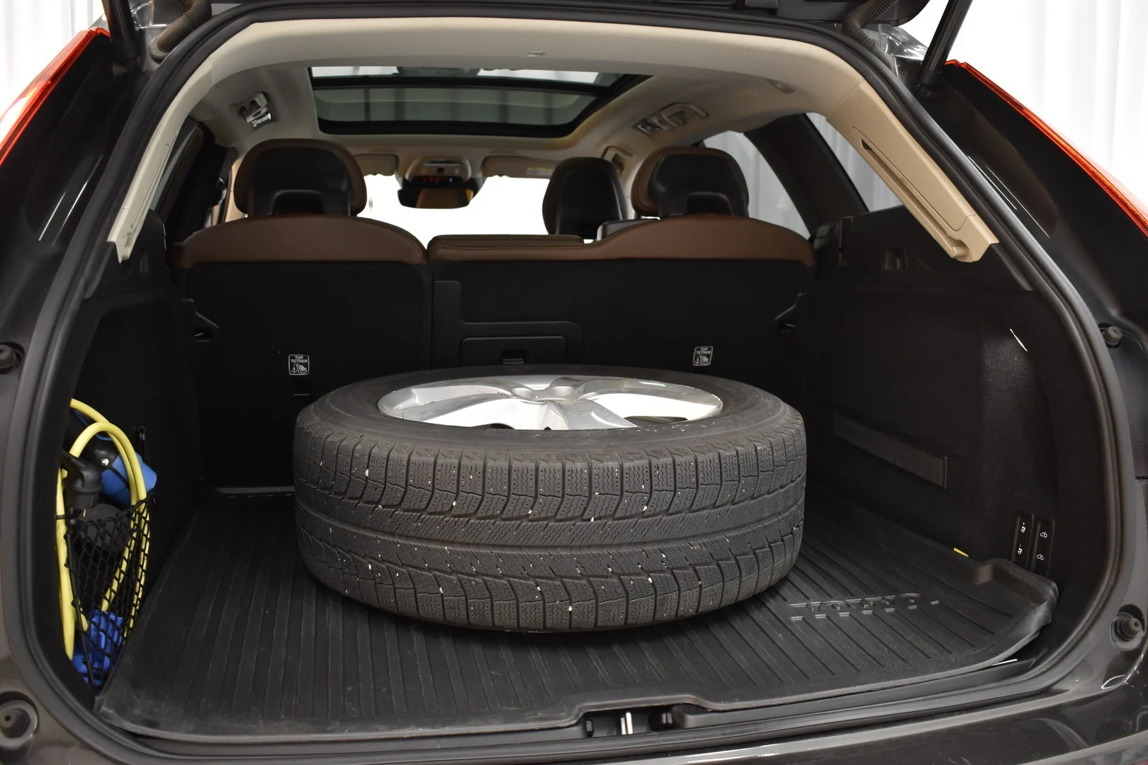 Car Image - 7plQebBNISFsQaoMpR5dNl