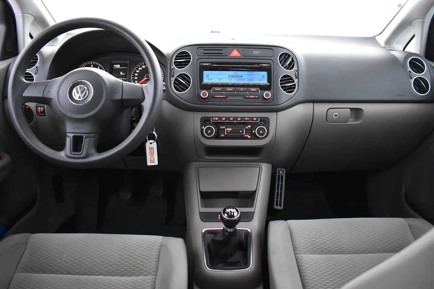 Car Image - 2ouliLNtxlNoIAMC35GHNI