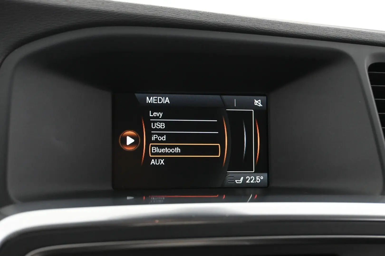 Car Image - 1KYx4WvGpl74DM01GnhlTq