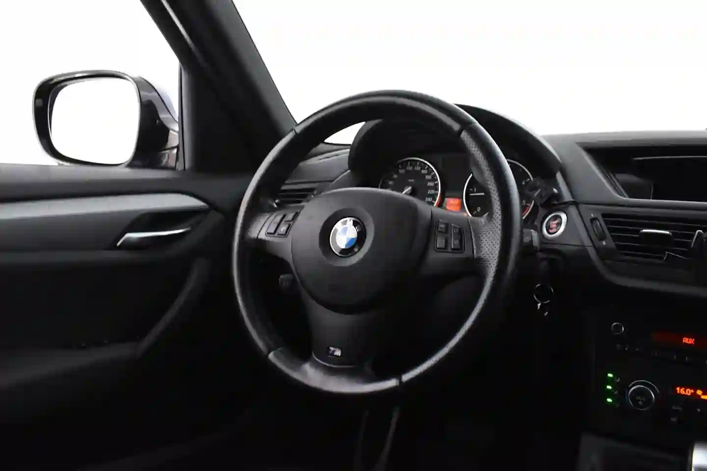 Car Image - 4nBsqiNdIBJt220qY41Tkh