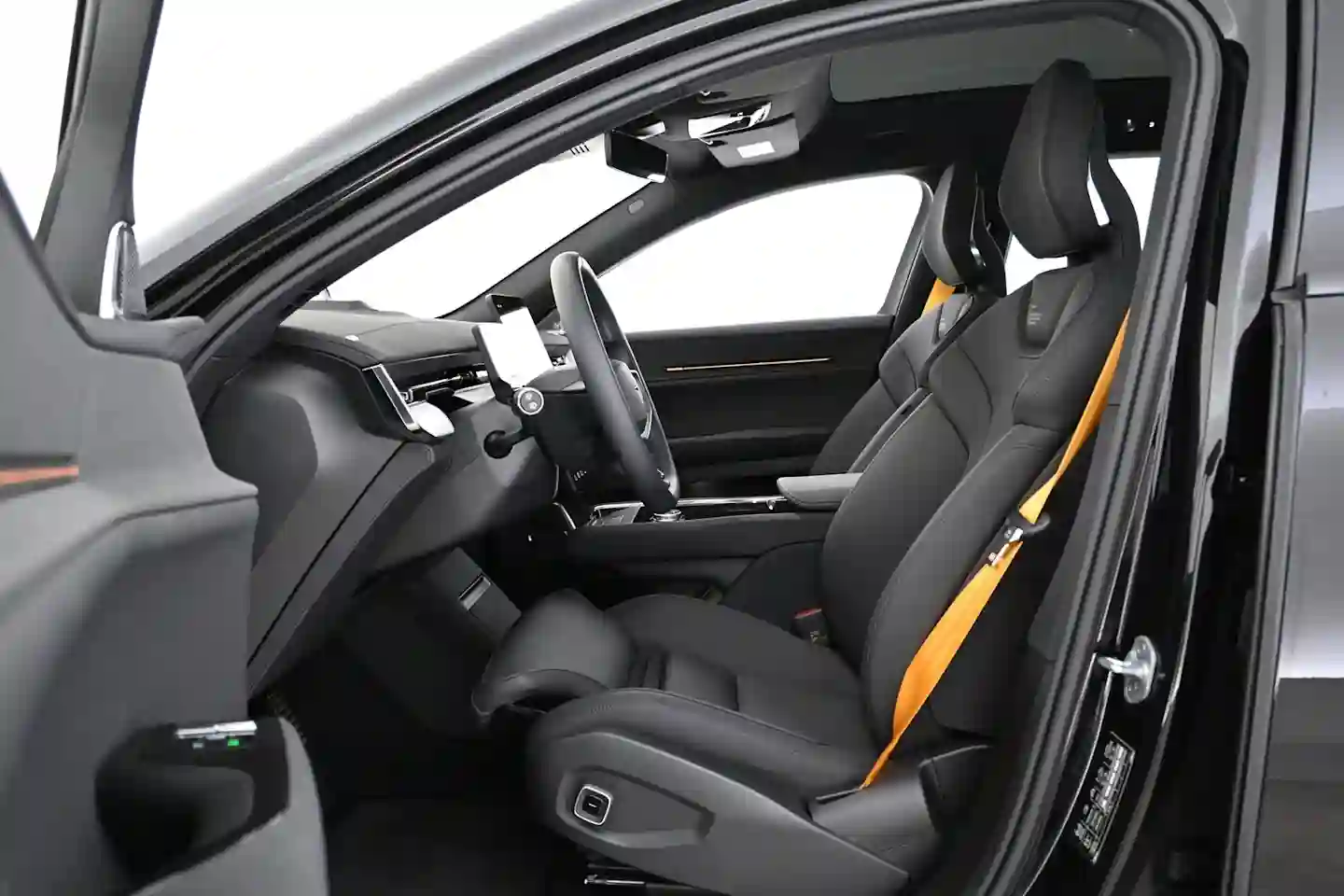 Car Image - 7q6Lc8N39kERI44UFFR6Mn