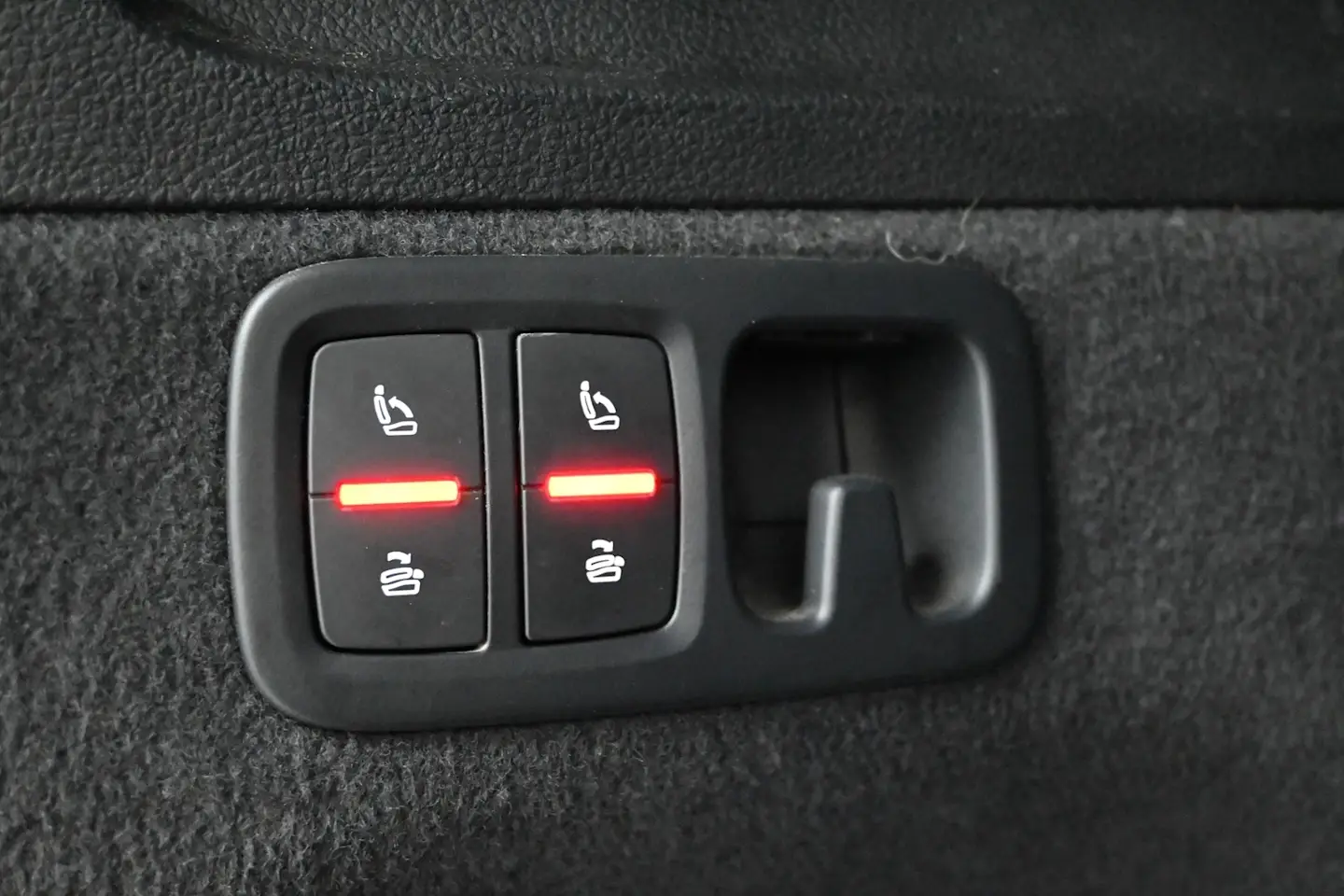 Car Image - 1LaauU3vsWUb845GmLJ5FY