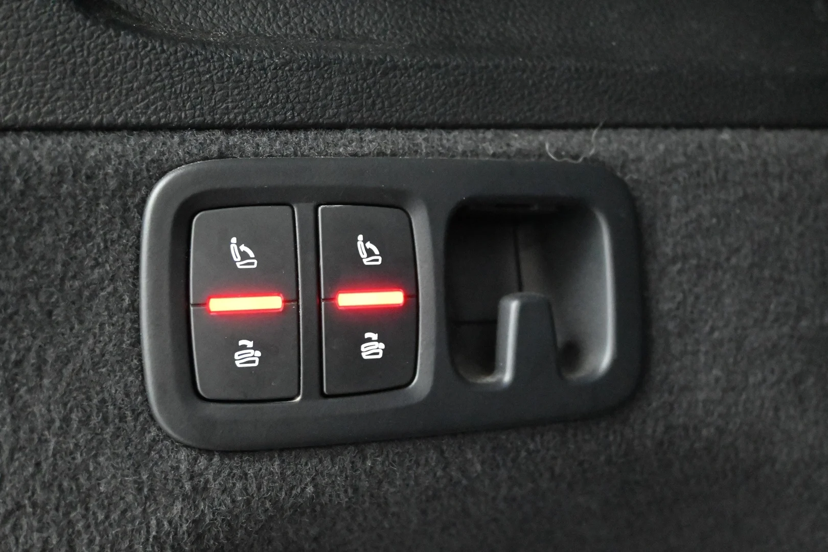 Car Image - 1LaauU3vsWUb845GmLJ5FY