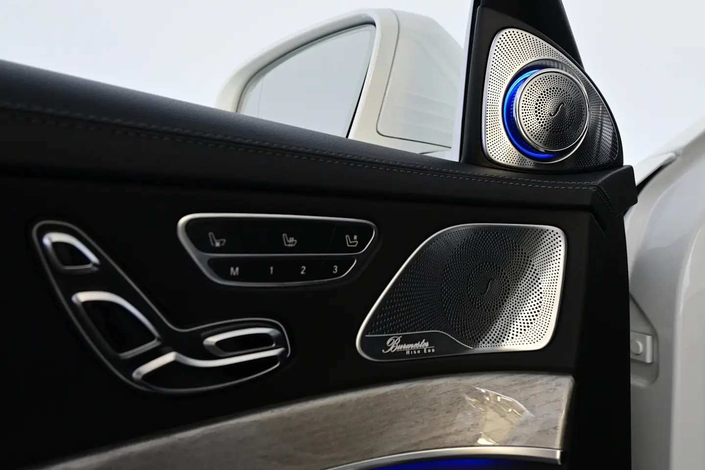 Car Image - 2D5pwRwp0TPwkIjVdKKqHT