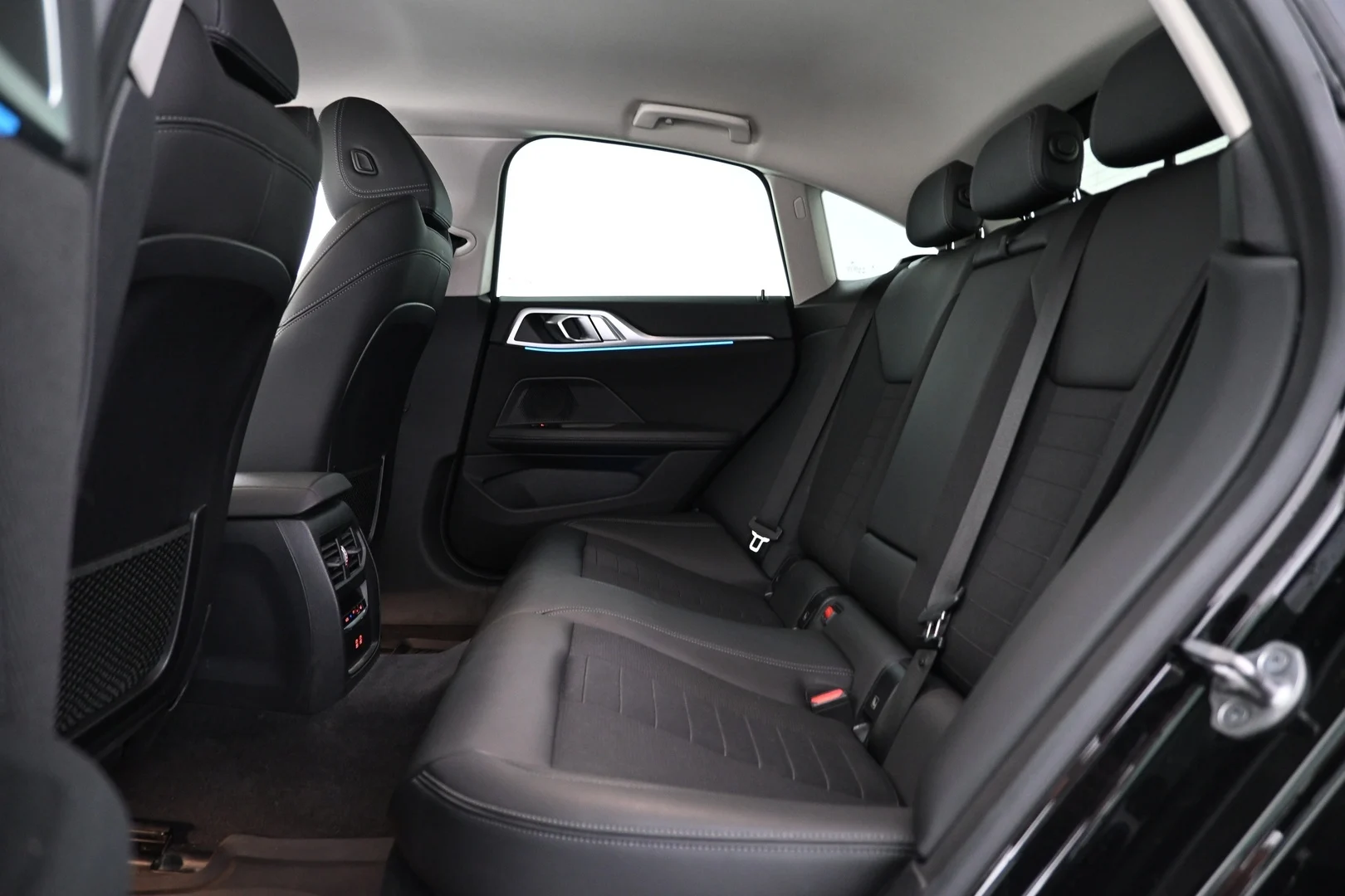 Car Image - 2OOonD5VSlJfaDOT5gRXG8