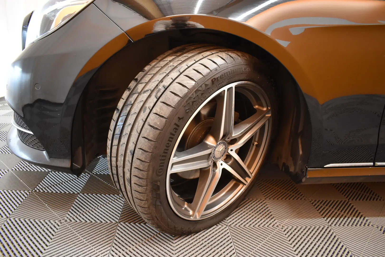 Car Image - 5elYf80JxuBhuMjtxi5uoS
