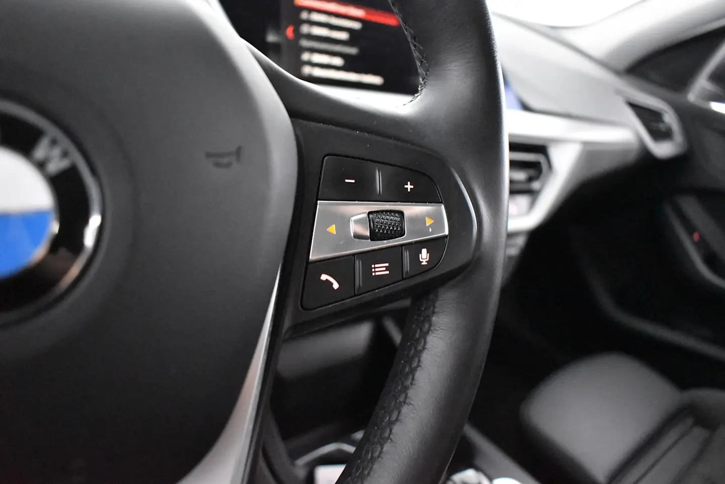 Car Image - 2fH8KxORdvyTB1YZ36yMU5