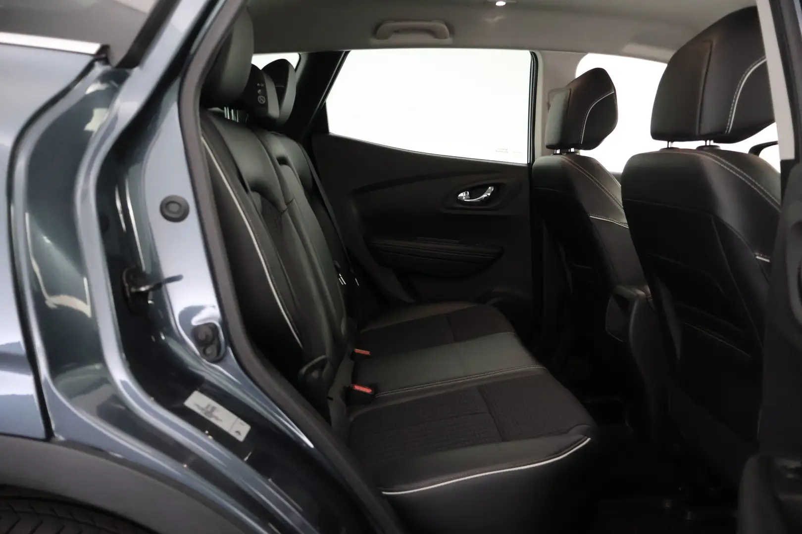 Car Image - 7gNPqmdEvCSMk00Xb3lSUl