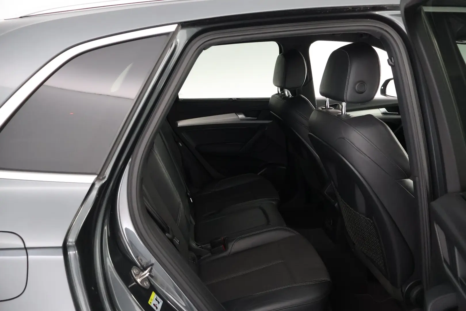Car Image - 7vWHbXdY8XysvQHYSHb9uy