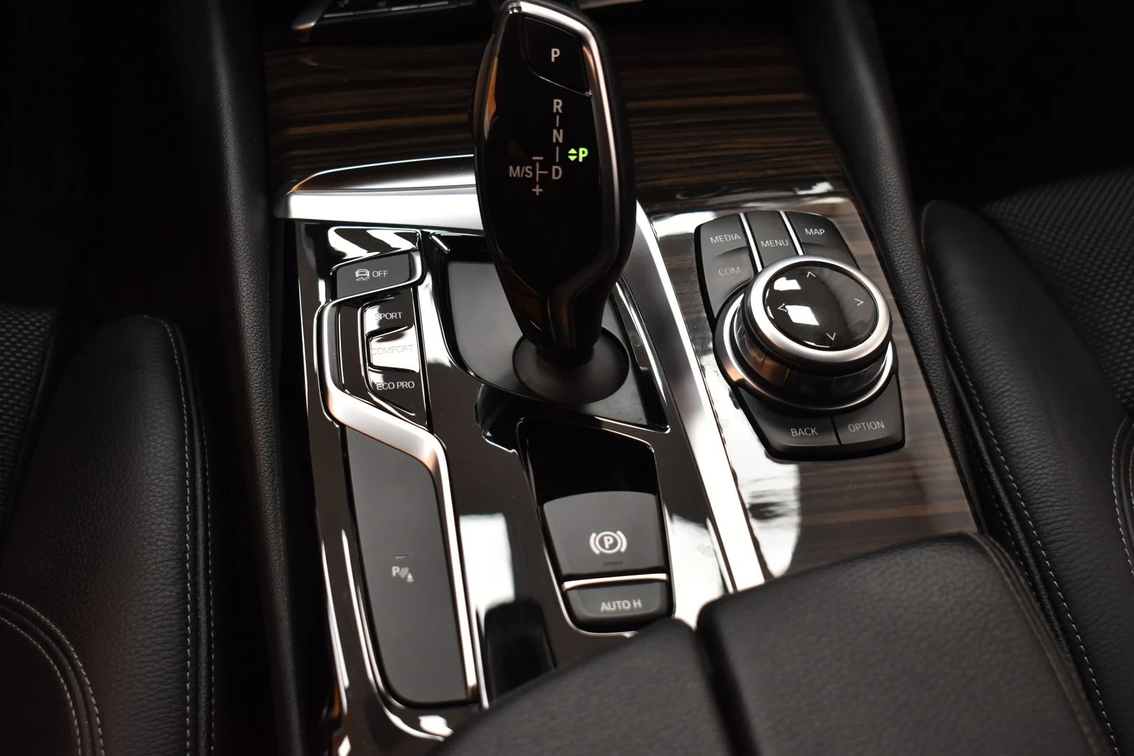 Car Image - 4ftK1Ho9rY9YbdhyqxQ3ae