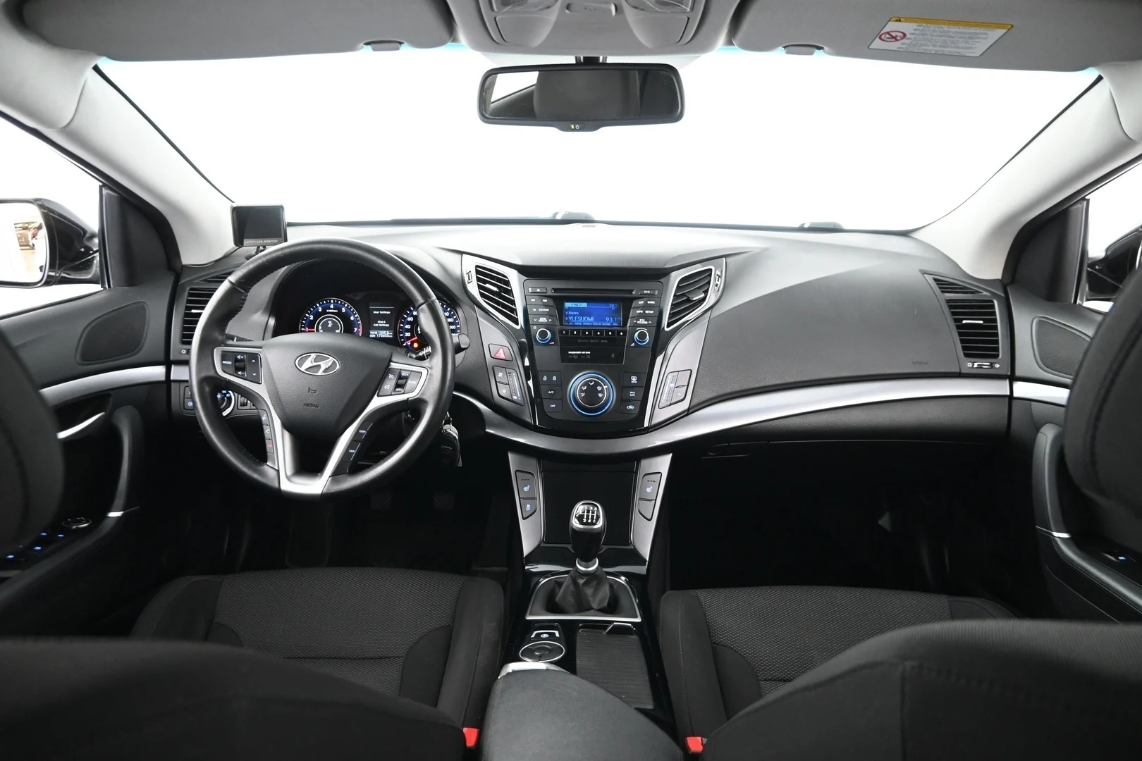 Car Image - 2kTR4Hxc8eeJioTHCuriL5