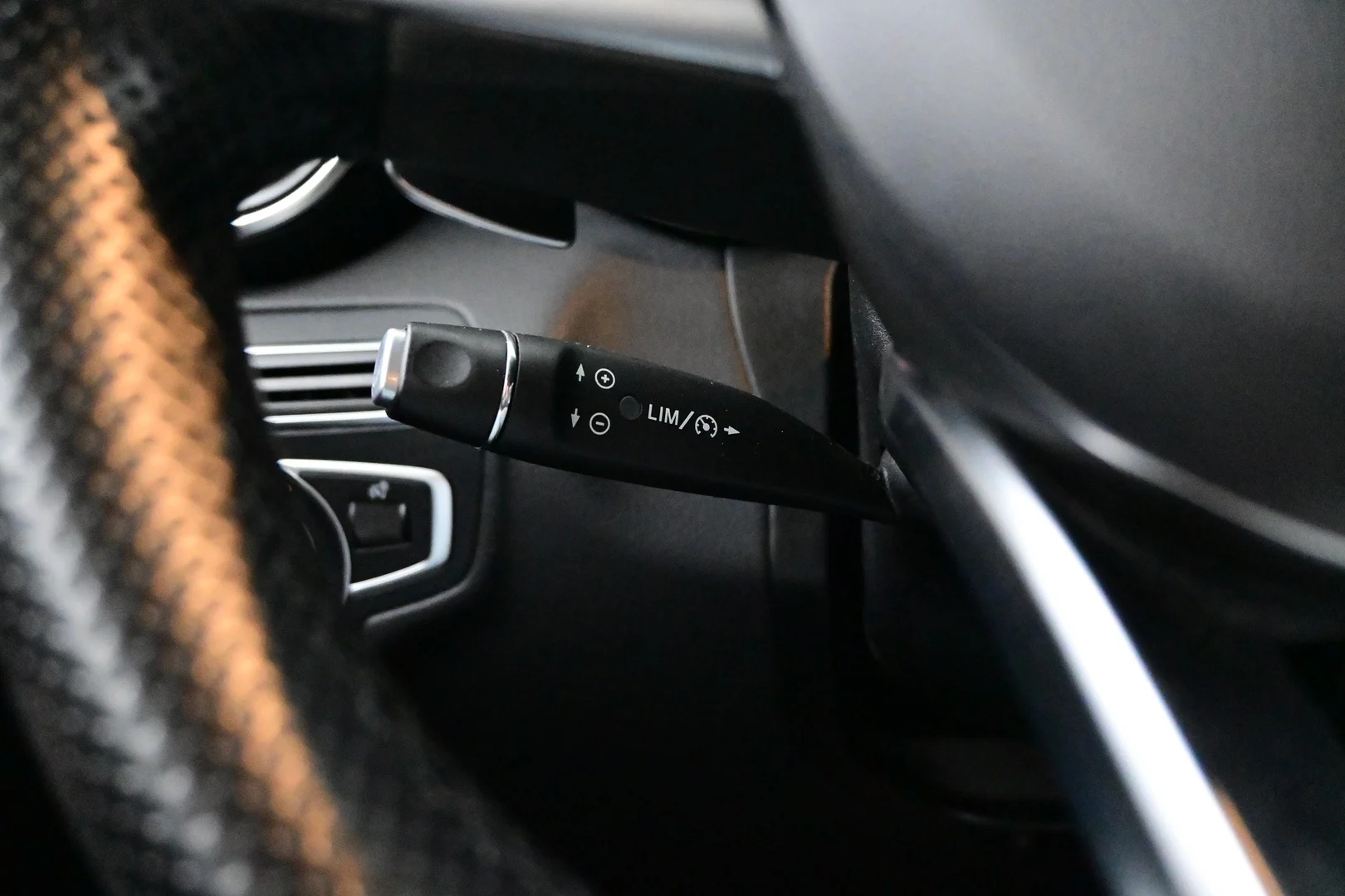 Car Image - DCG1bBBNO3Ugu5wtczFRe
