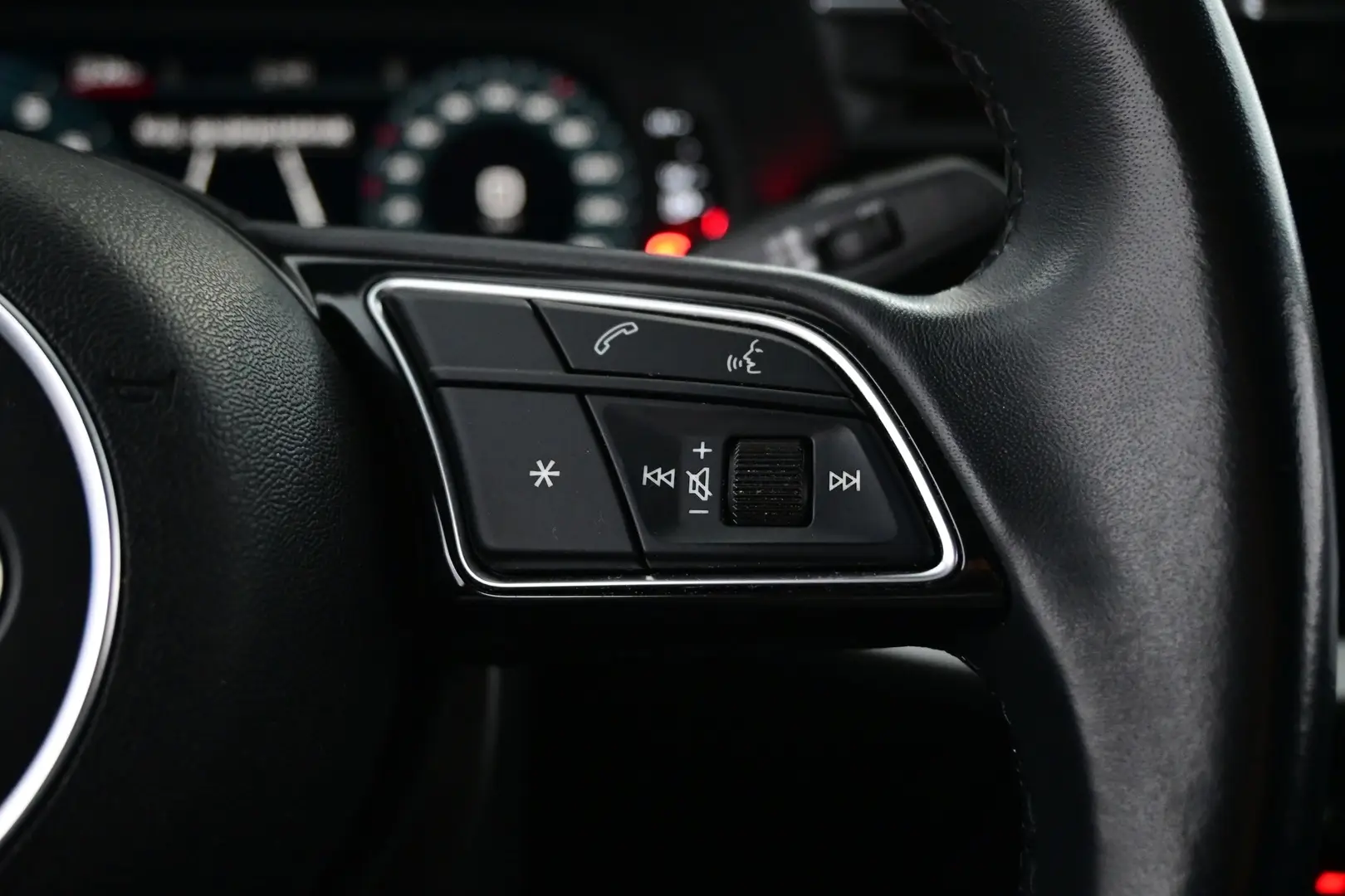 Car Image - 4Yiss8GoI2kgI9dZPDs0Nu
