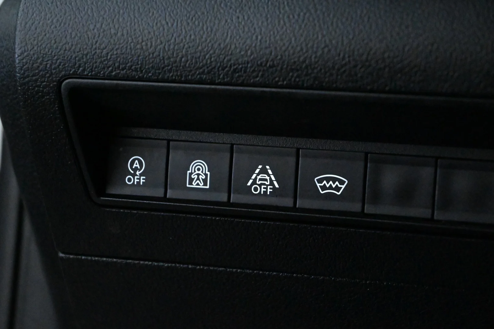 Car Image - 41uBCuc3N7nl9y6wSinErb