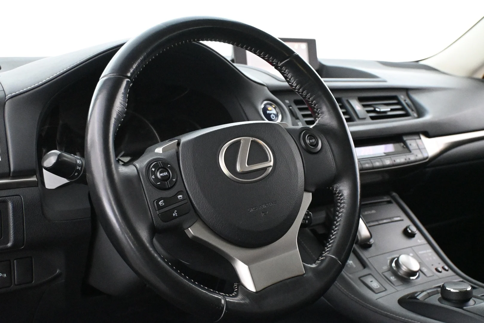 Car Image - 5yyC7swpldZPnXVxXea9KR