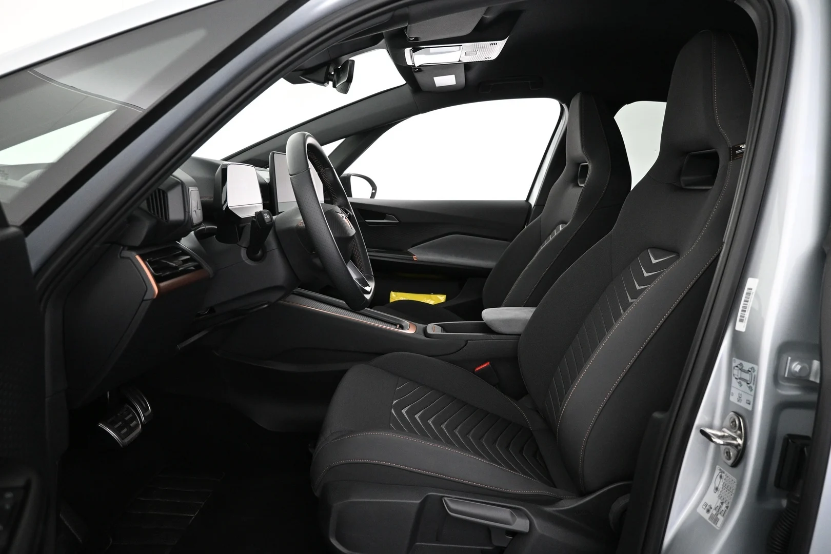 Car Image - 3uQ8qeYdi4fuCfgdMPDYy2
