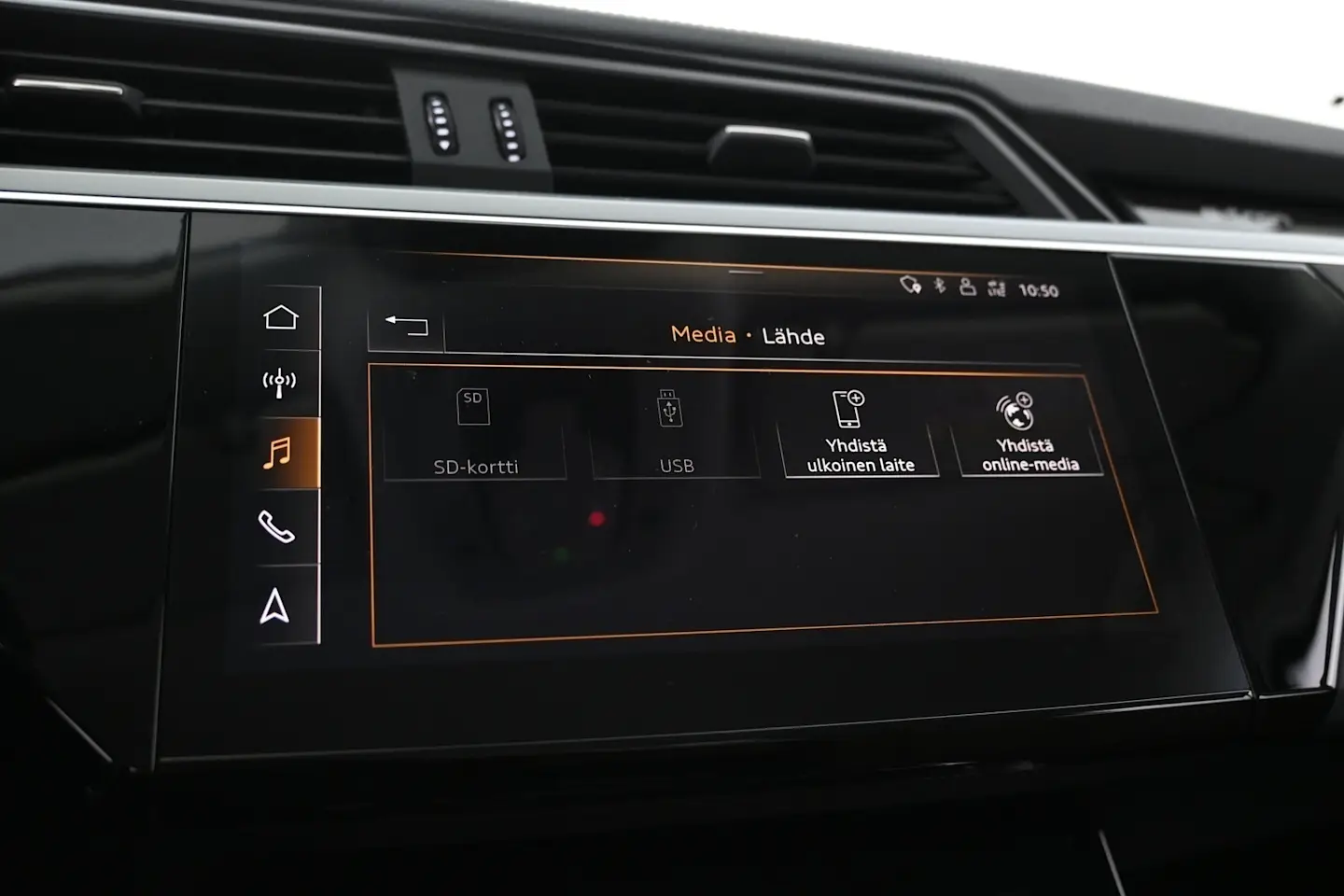 Car Image - 6sb4BRXbpvd8qG8jsCzcry