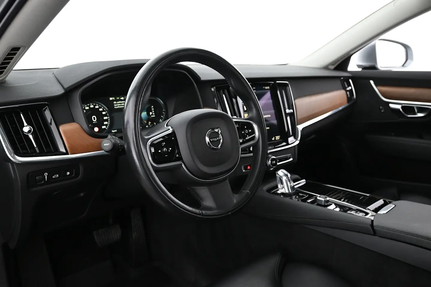 Car Image - 6jxSreZWObsLcBFnjaoGym