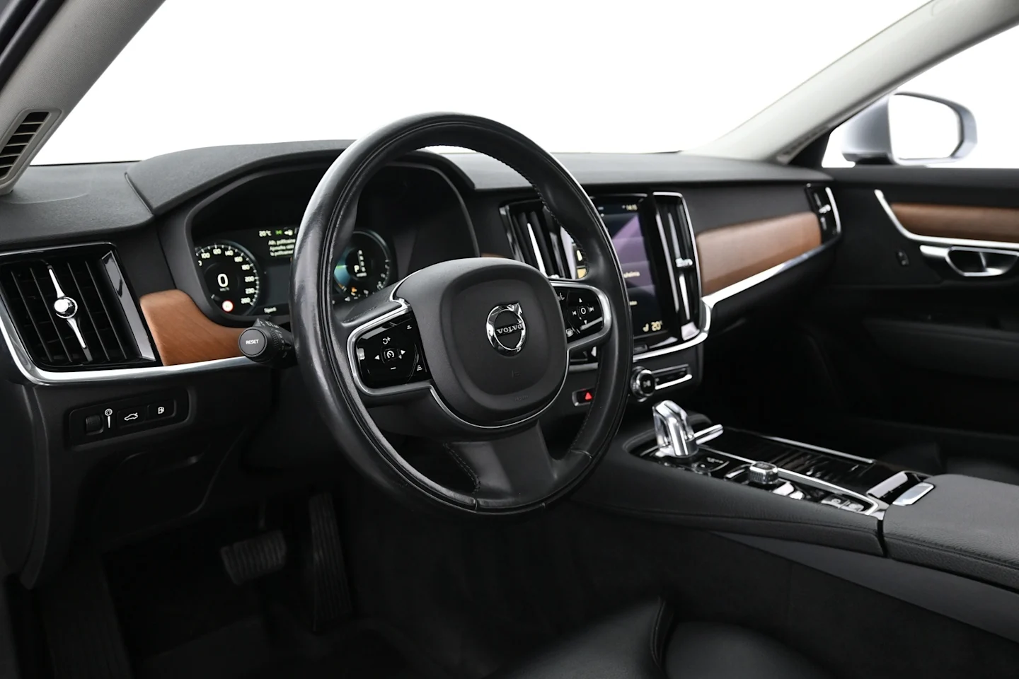 Car Image - 6jxSreZWObsLcBFnjaoGym