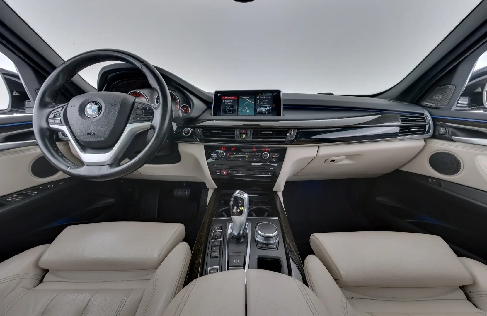 Car Image - YPvuYwIwcK2oAwe3yBqbM