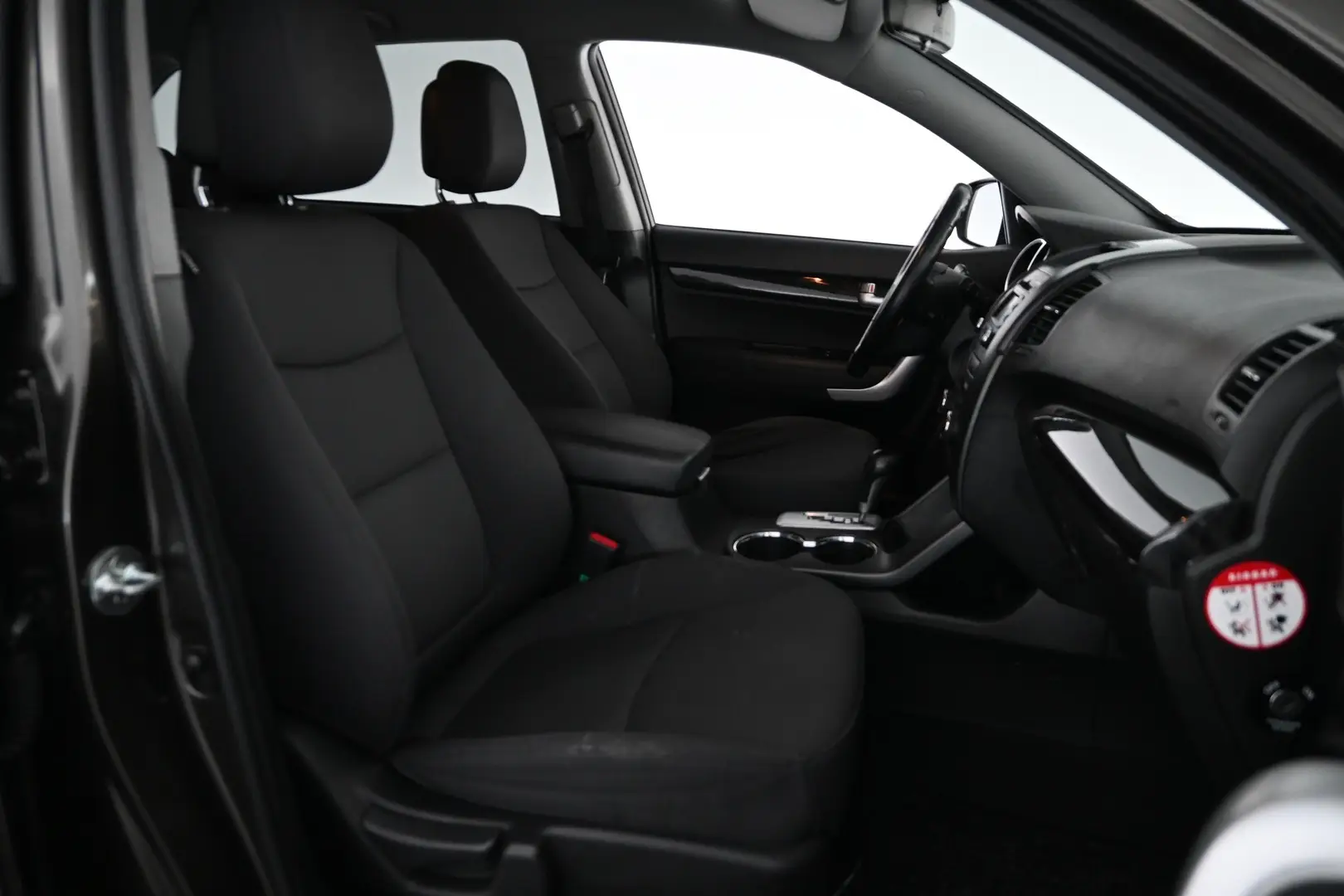 Car Image - 27xjf2TPpVvyIFDcXqJ9LB