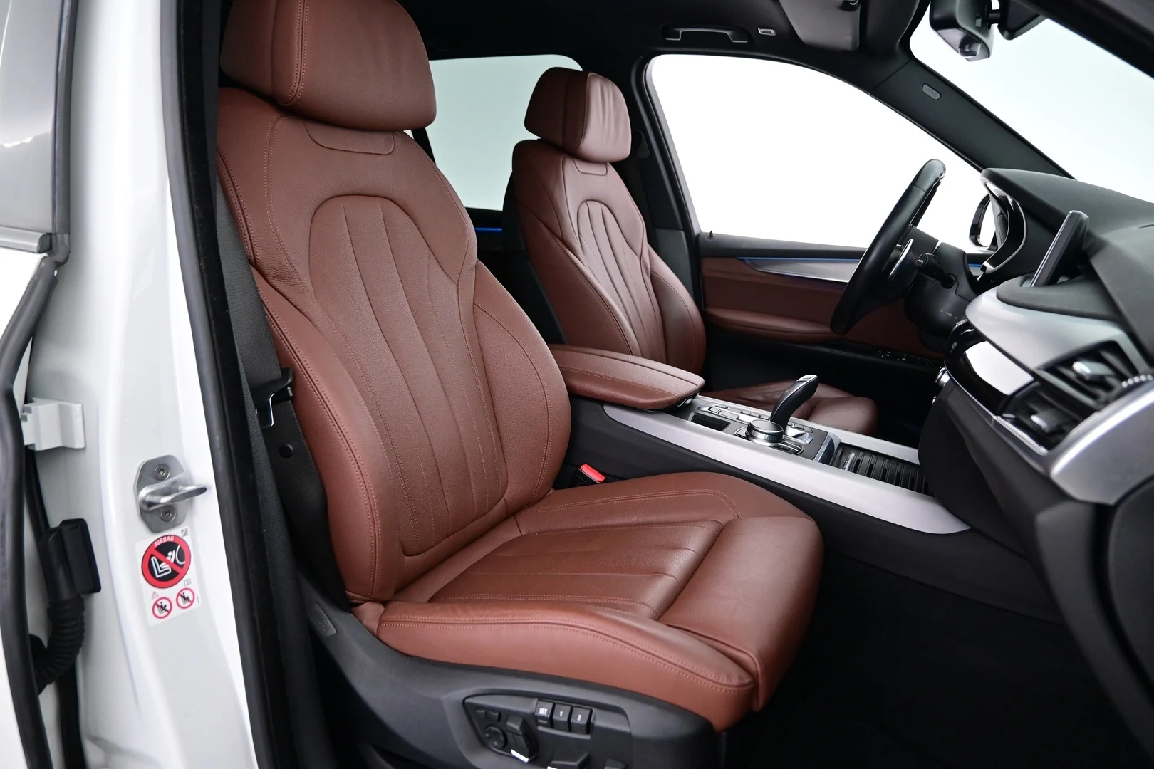 Car Image - 41o5JngCfEBOFkZXuY2ptv