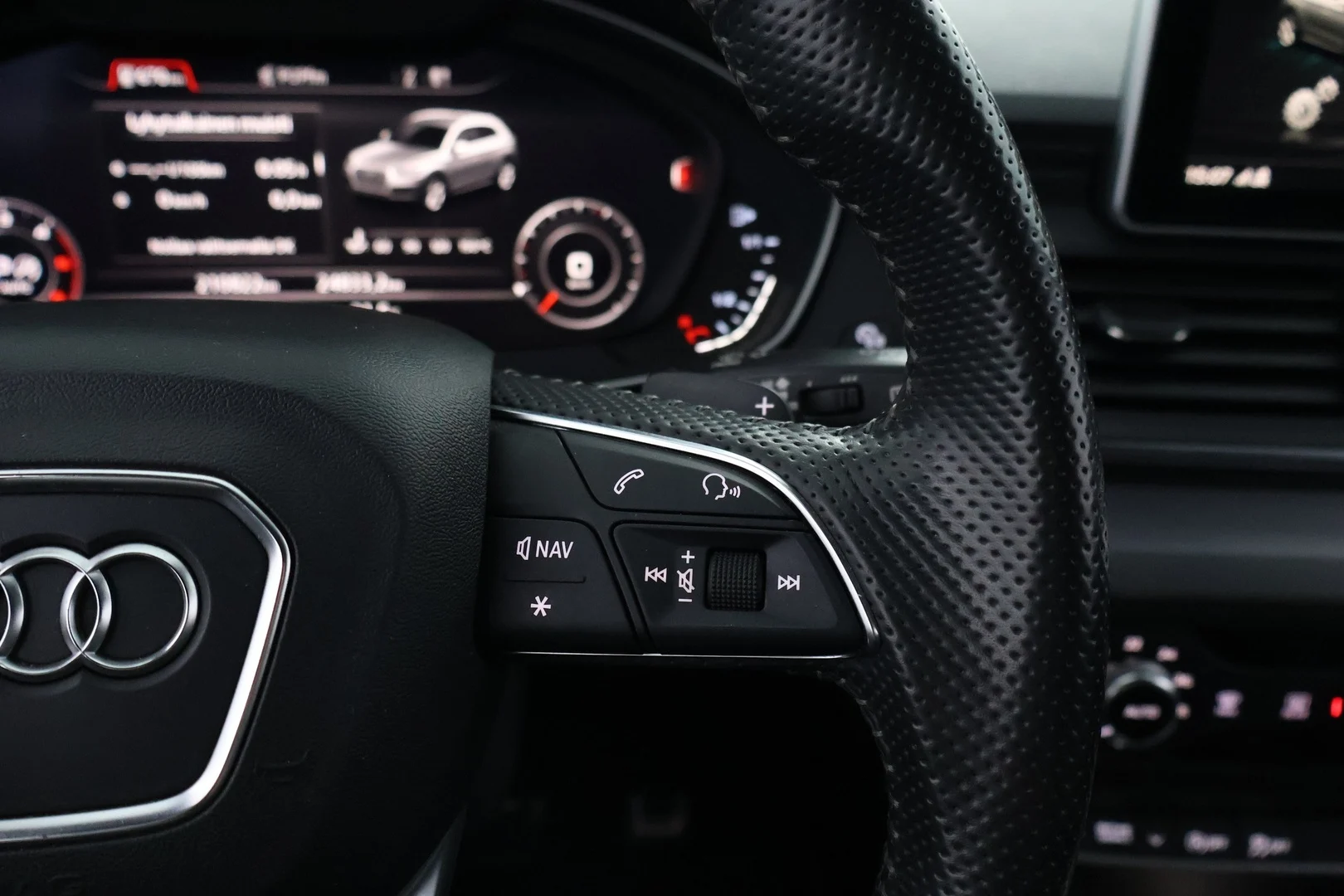 Car Image - 7vWHbXdY8XysvQHYSHb9uy