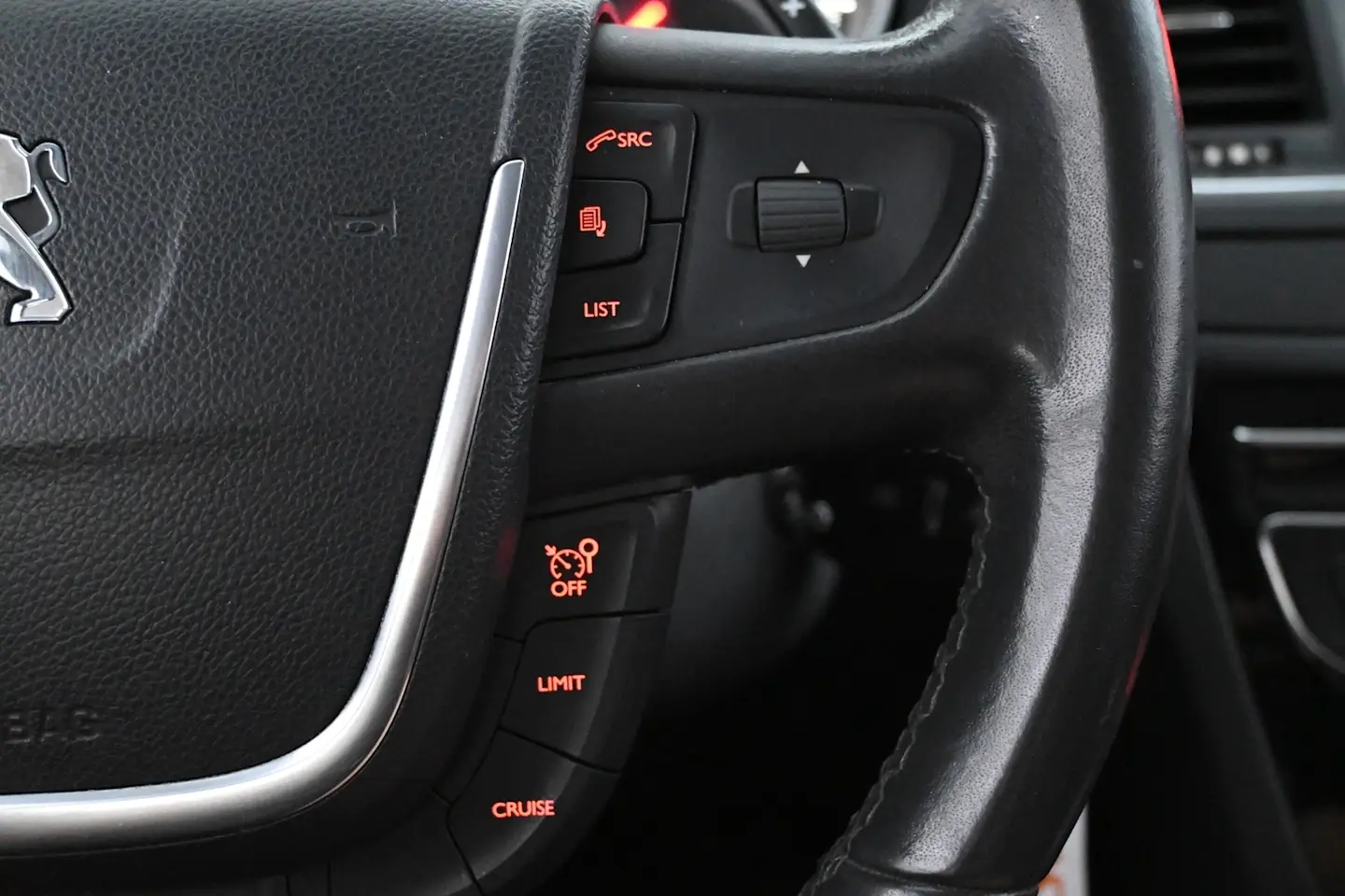 Car Image - 3SHUZgE2GqUVEtihABZdkQ