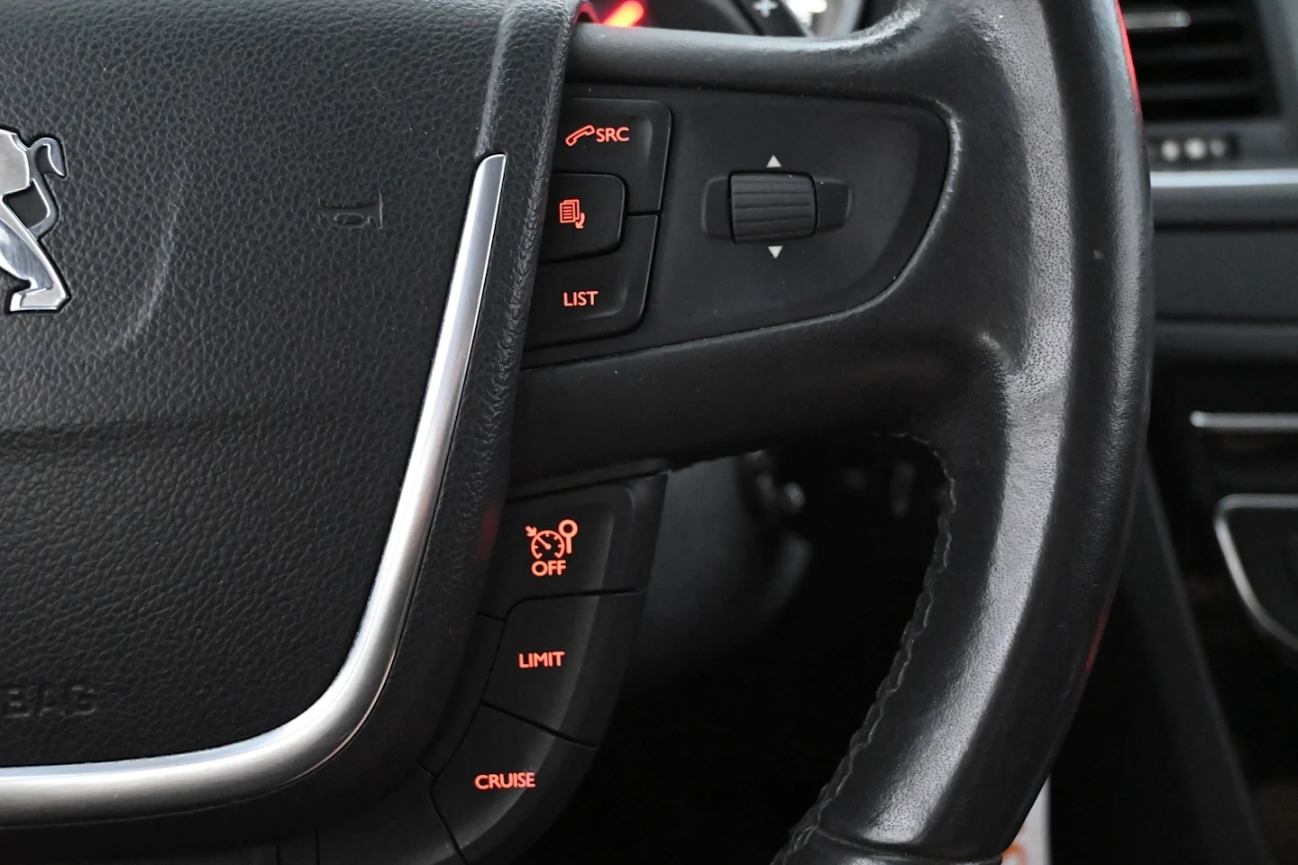 Car Image - 3SHUZgE2GqUVEtihABZdkQ