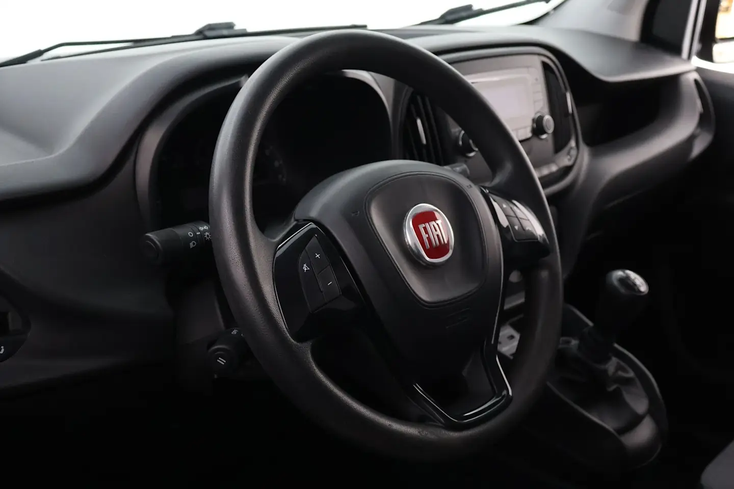 Car Image - 5PJVLxg6FoVoGIE7uzC5Sn