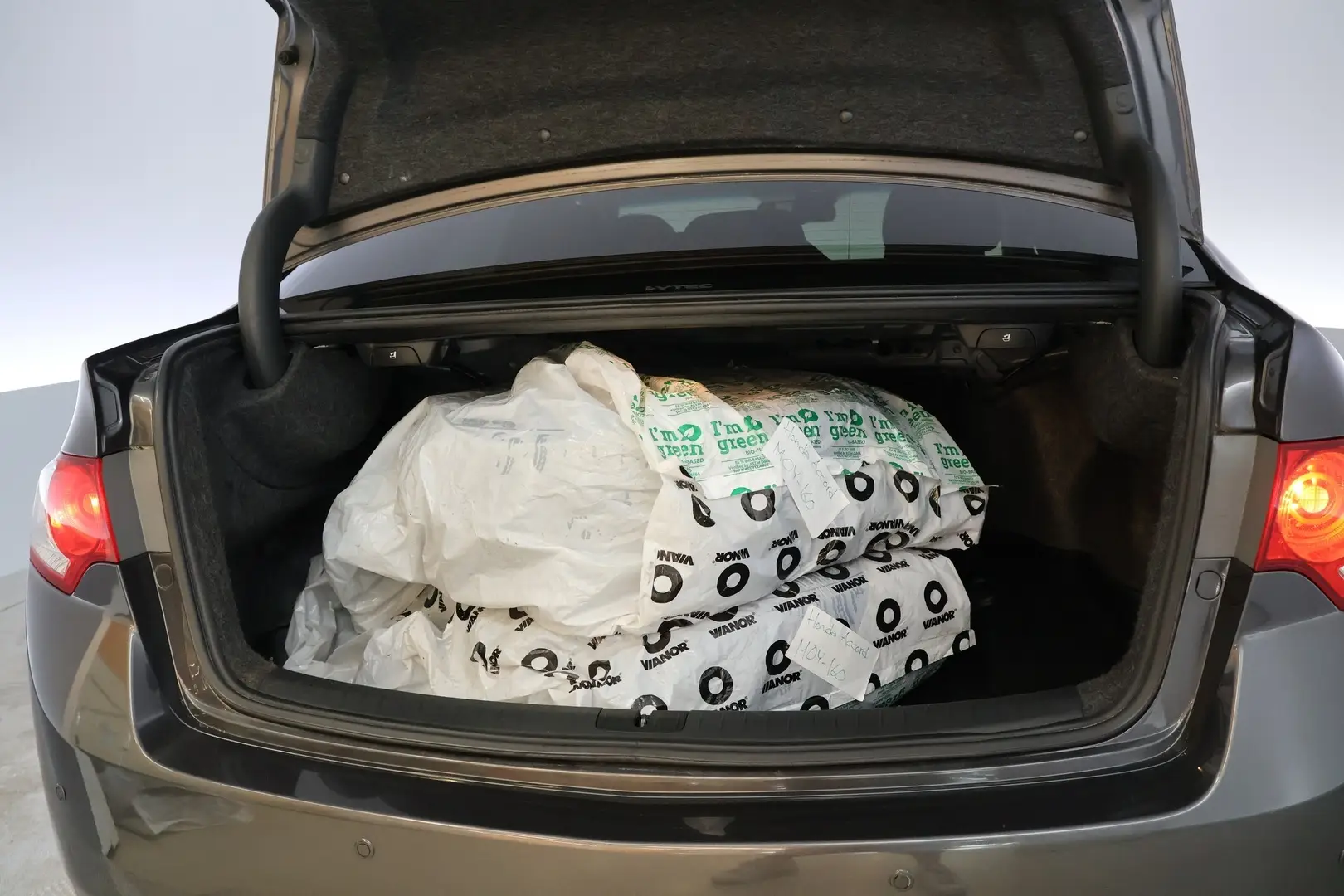 Car Image - 4fqBwTdvK1UcLSPNLM0s63