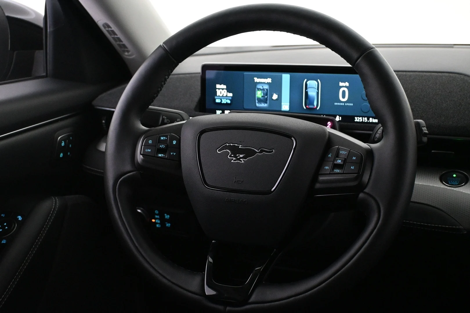 Car Image - DhB4yIq5ojQqoMTRX5c97