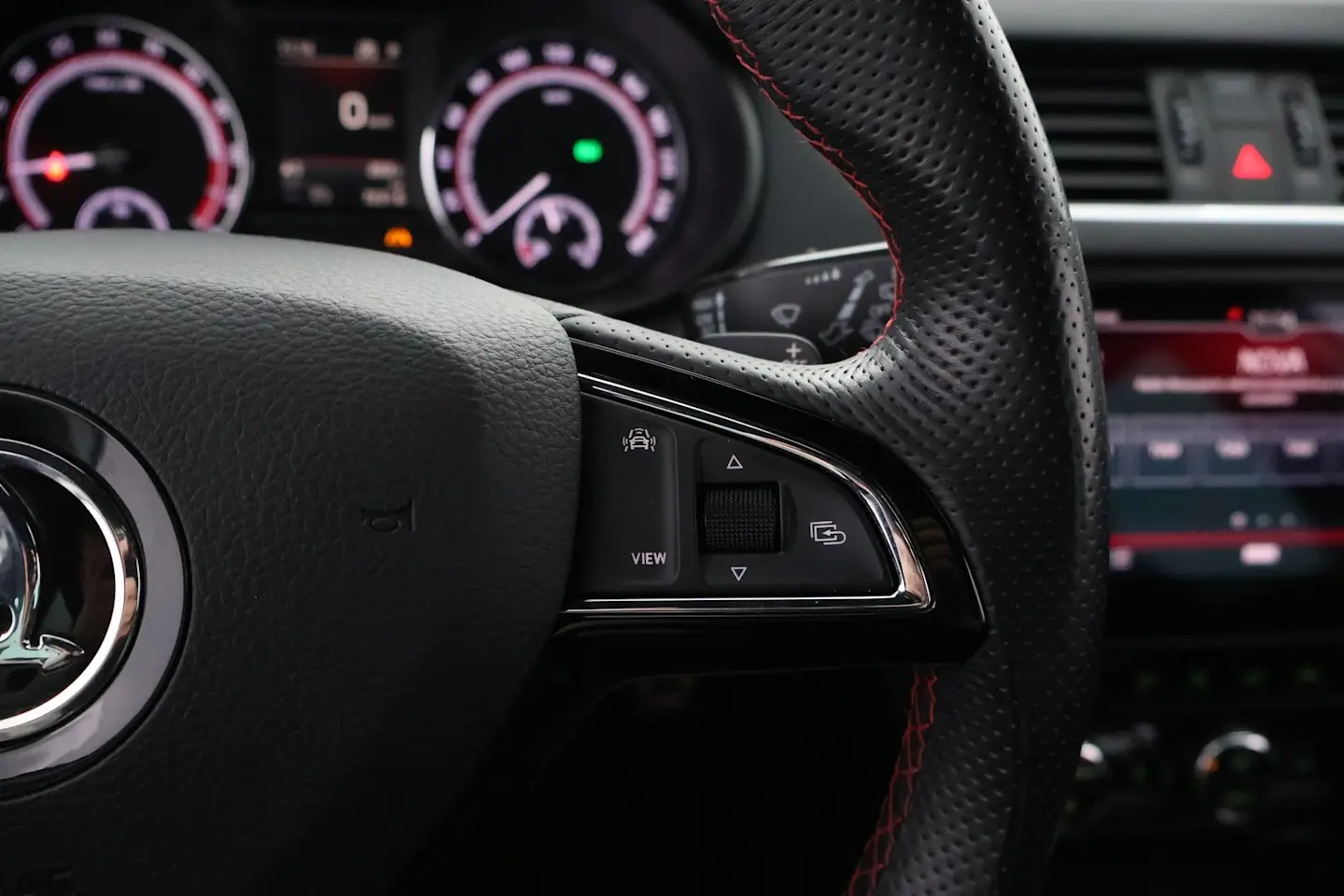 Car Image - MPrRYnI2XczWXDxOfvNVT