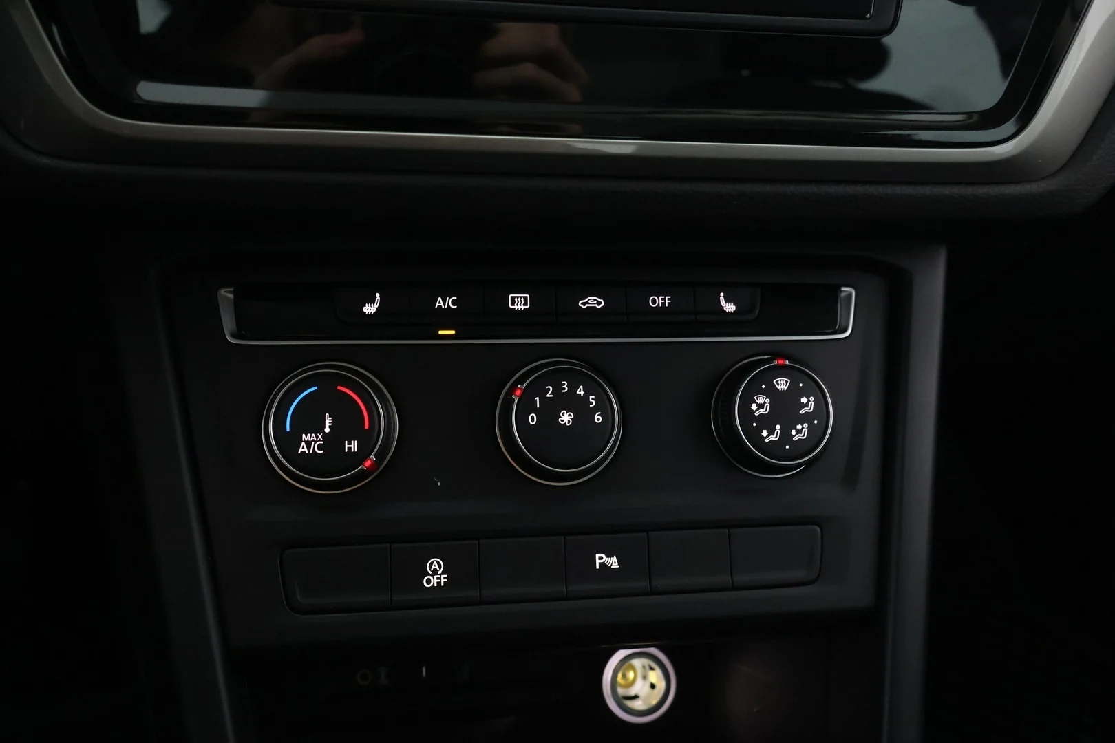 Car Image - 1P26KiwWBu3Xxjz8QFO32N