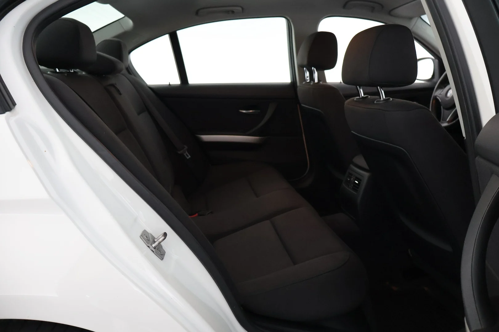 Car Image - 7wqglXXQJ0A4NR9TL0t1fw
