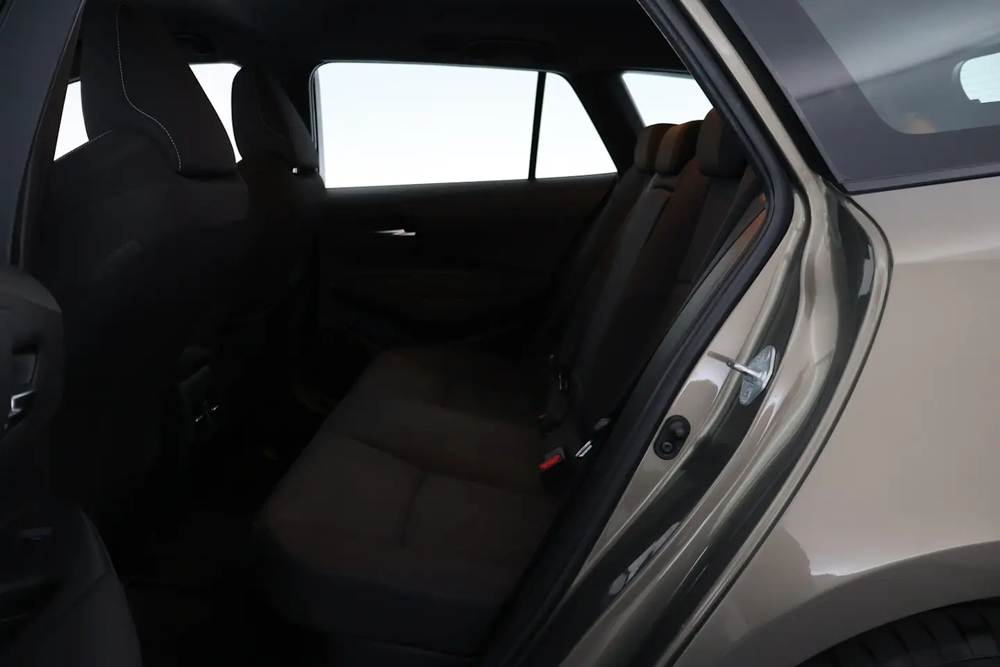 Car Image - kVMjJlJZITkHAUBGM6Hdf