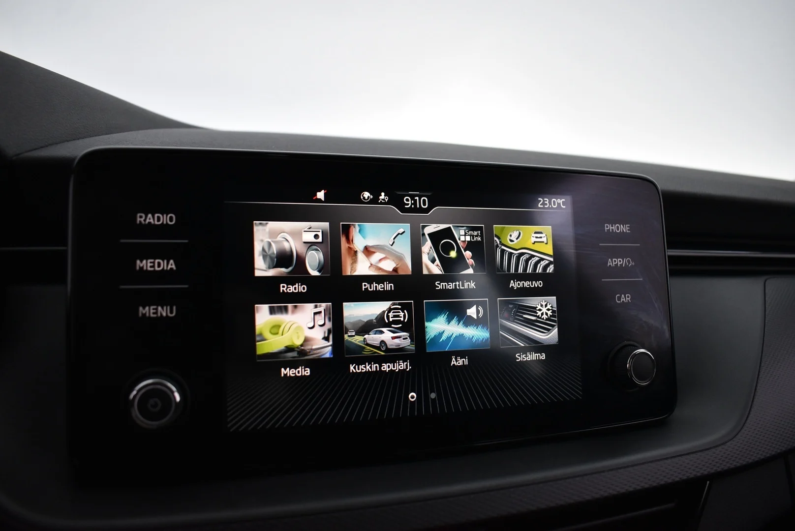 Car Image - 7F98D2P3zRVgQgZ7NsXRaM
