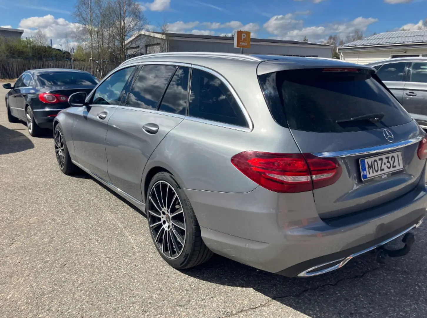 Car Image - SvbLwU5cJP25CmtrokVMd