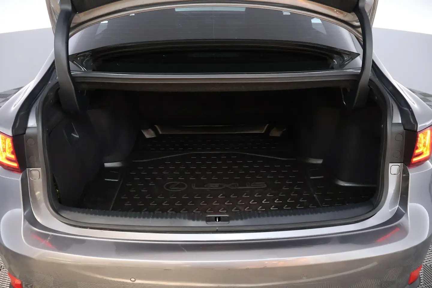 Car Image - 3G5aaflYnpL00iNYPUEl3d