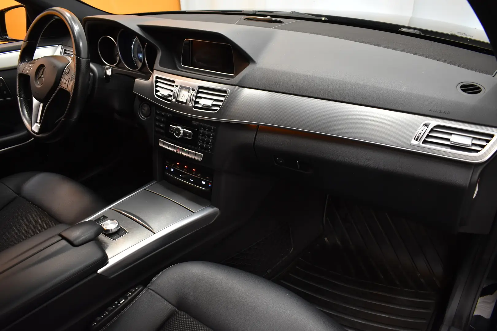 Car Image - 5elYf80JxuBhuMjtxi5uoS