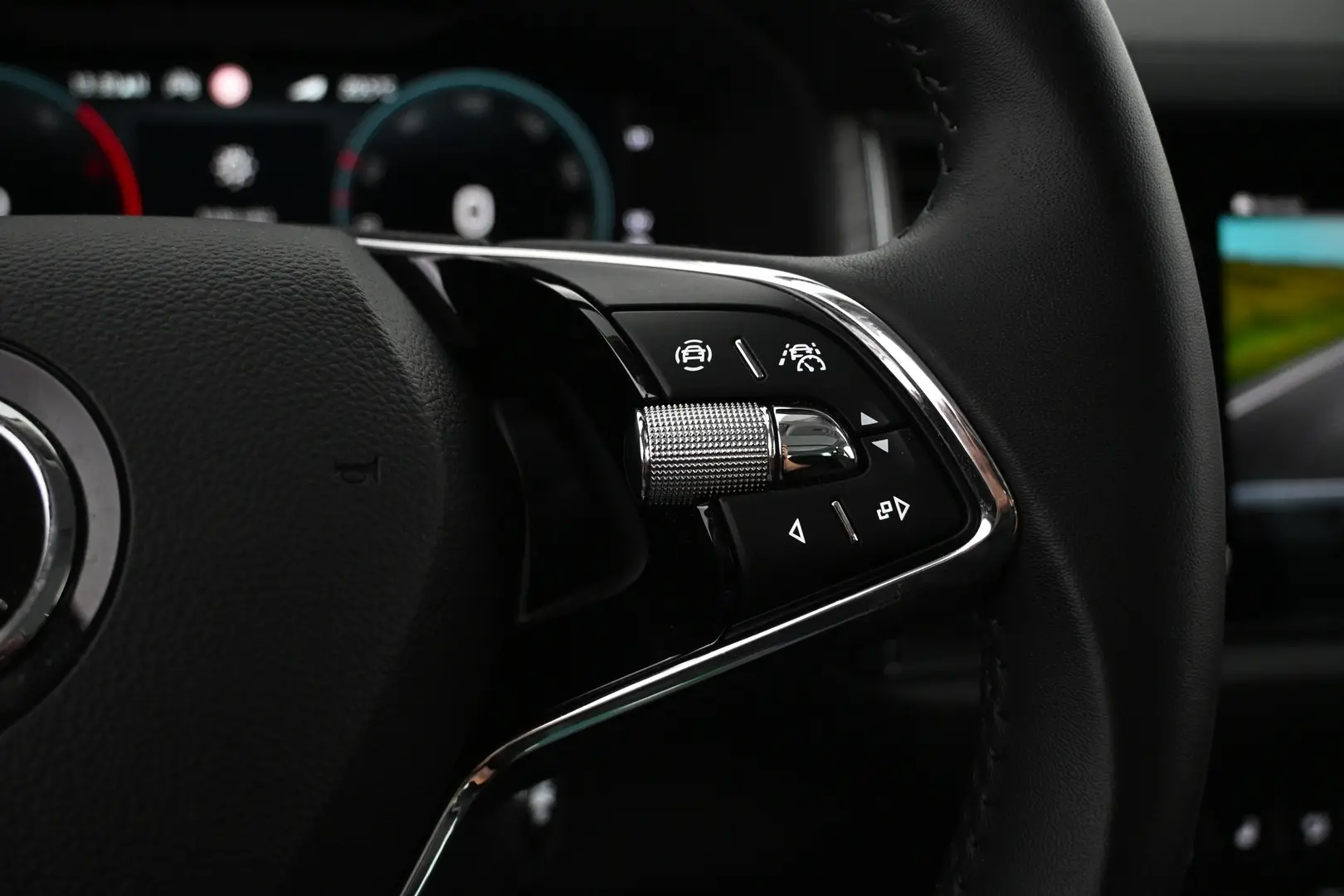 Car Image - 3LAWRwdhqbfCFBoOXEwq5b