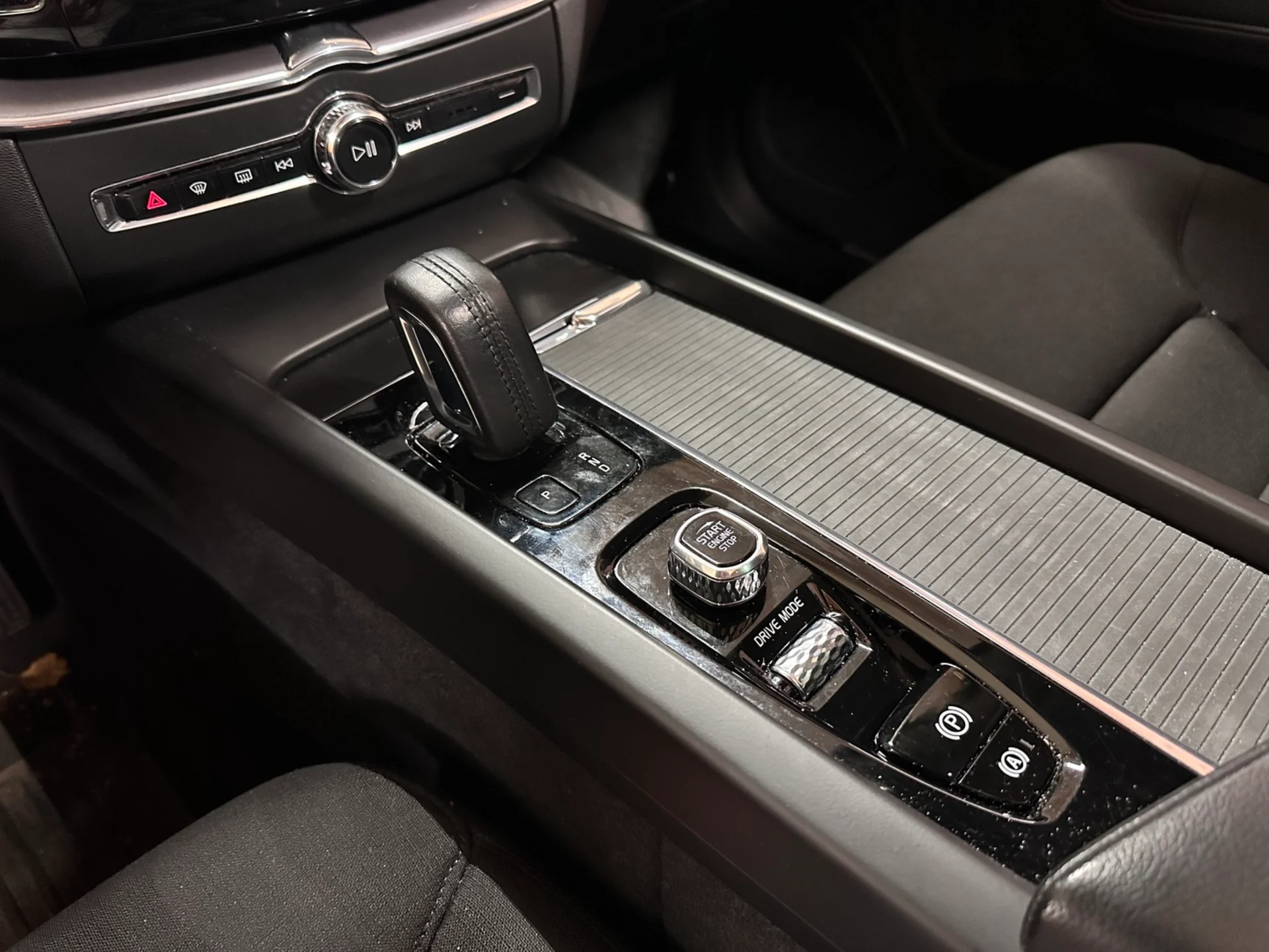 Car Image - 7f7fG36XBUVB0c2nIvSx0F