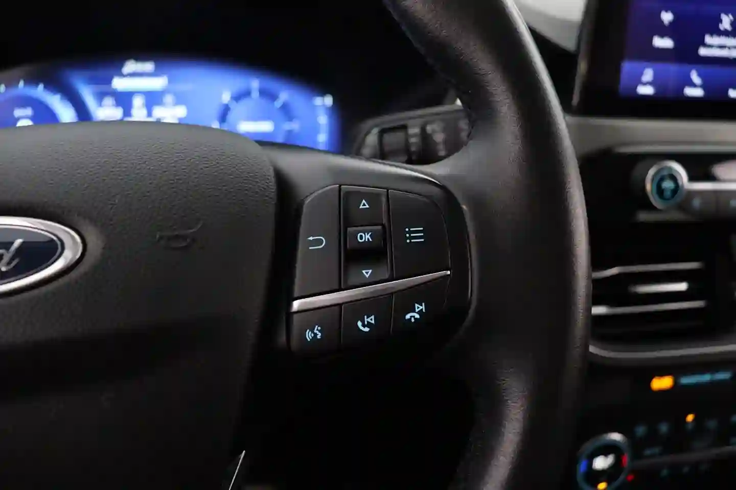 Car Image - lC1zo1oHYmuSF6GqUPZlK