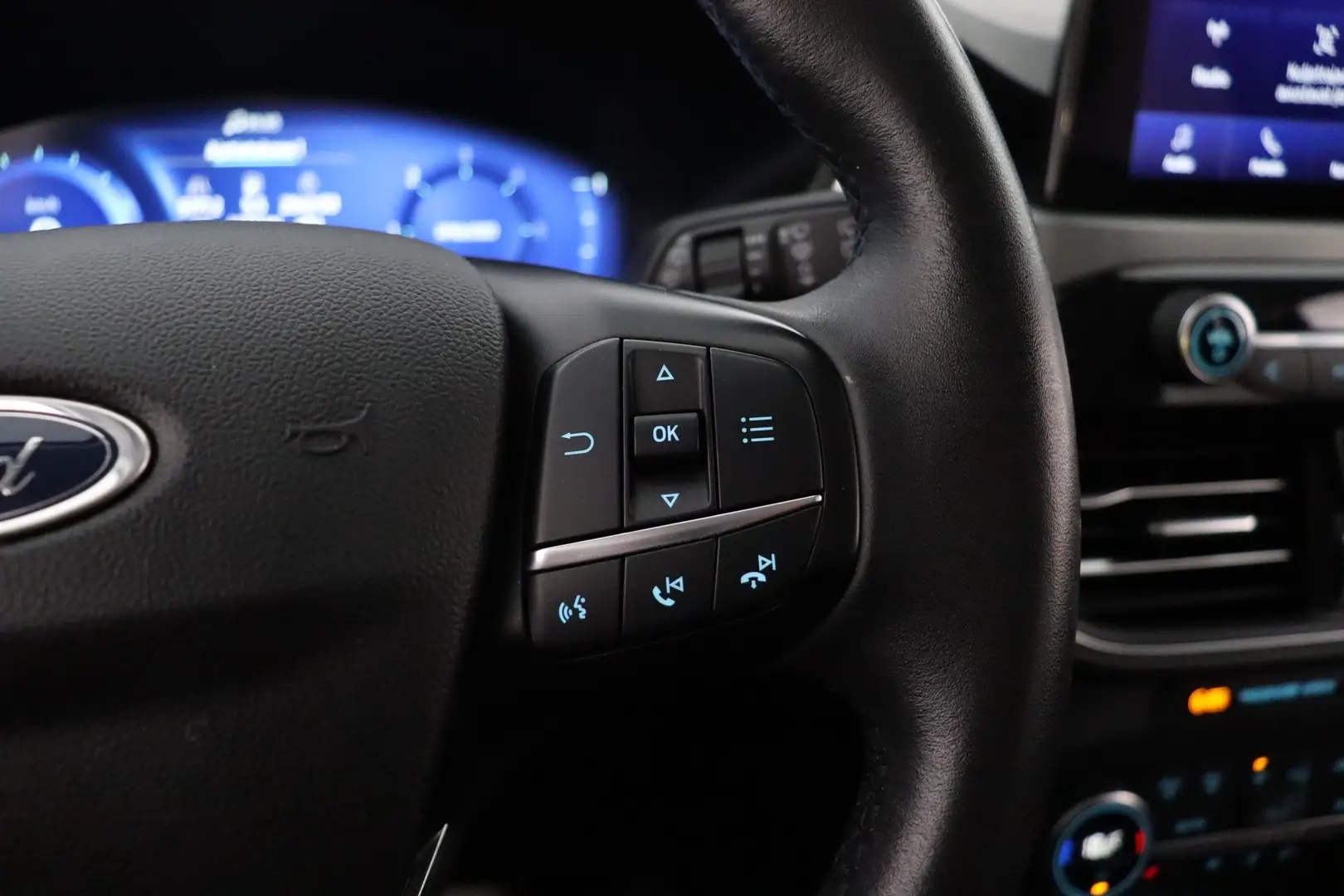Car Image - lC1zo1oHYmuSF6GqUPZlK