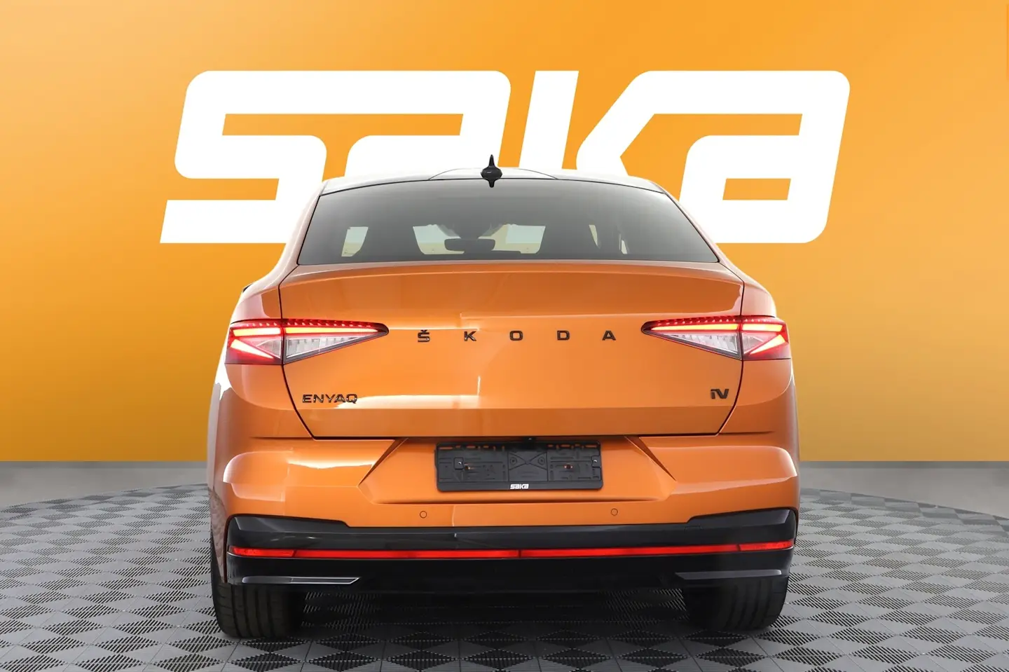 Car Image - 6fmWmKaAWtnI4s317w2a6t